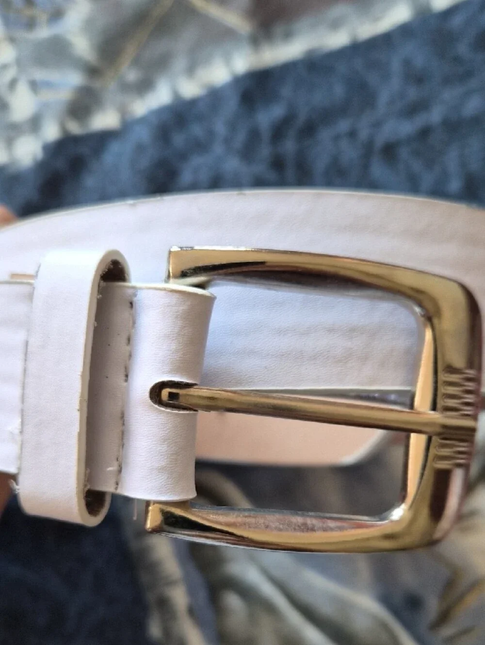 Mixed Lot of Belts Ranging In Color And Brand
